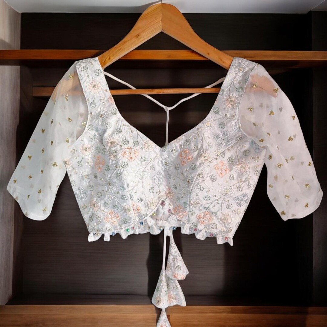 Elegant White Embroidered Silk Crop Top with Organza Sleeves – Luxury Party Sari Blouse