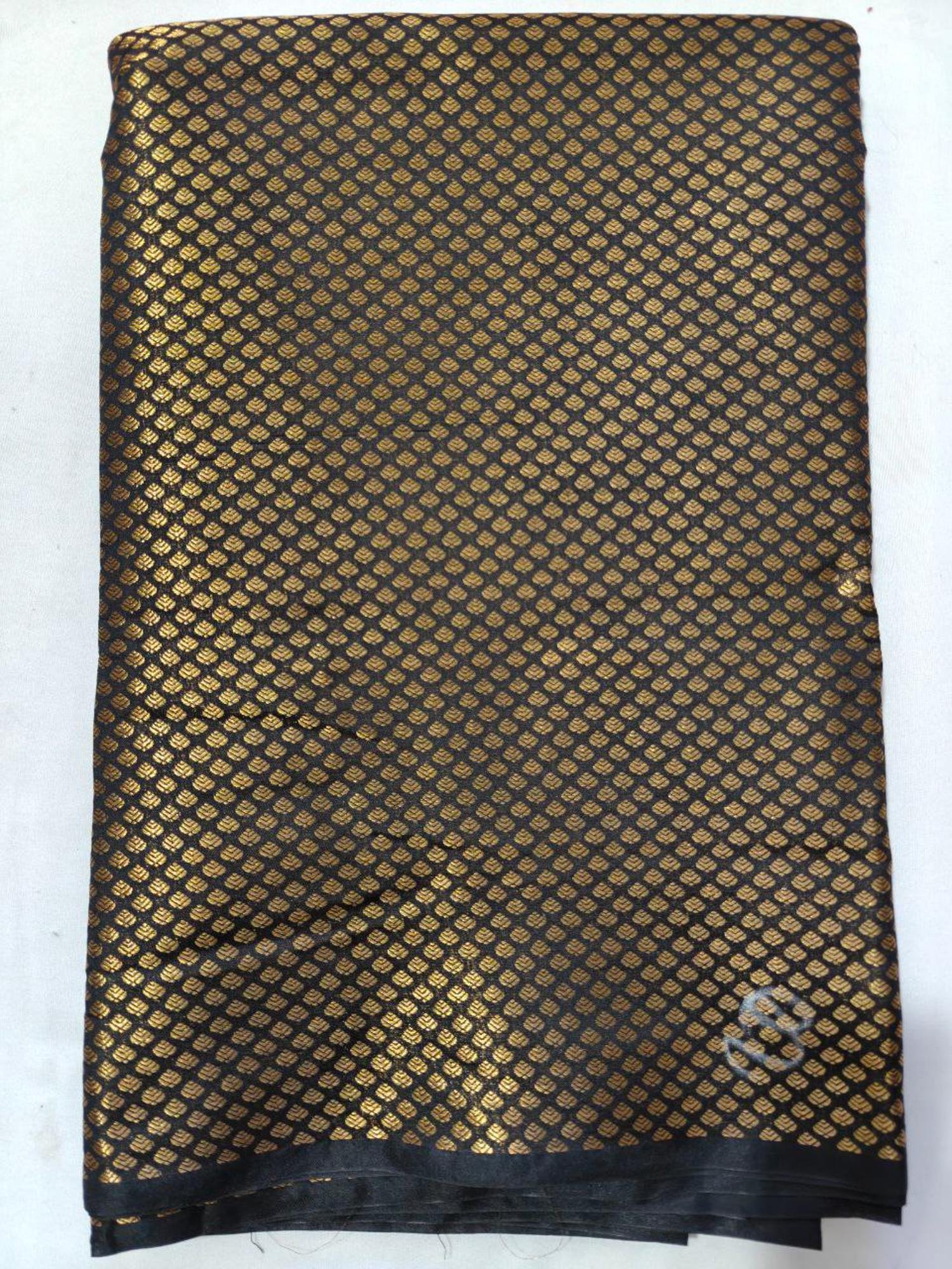 Luxurious Green Banarasi Brocade Blouse for Festive Sarees - Image 9