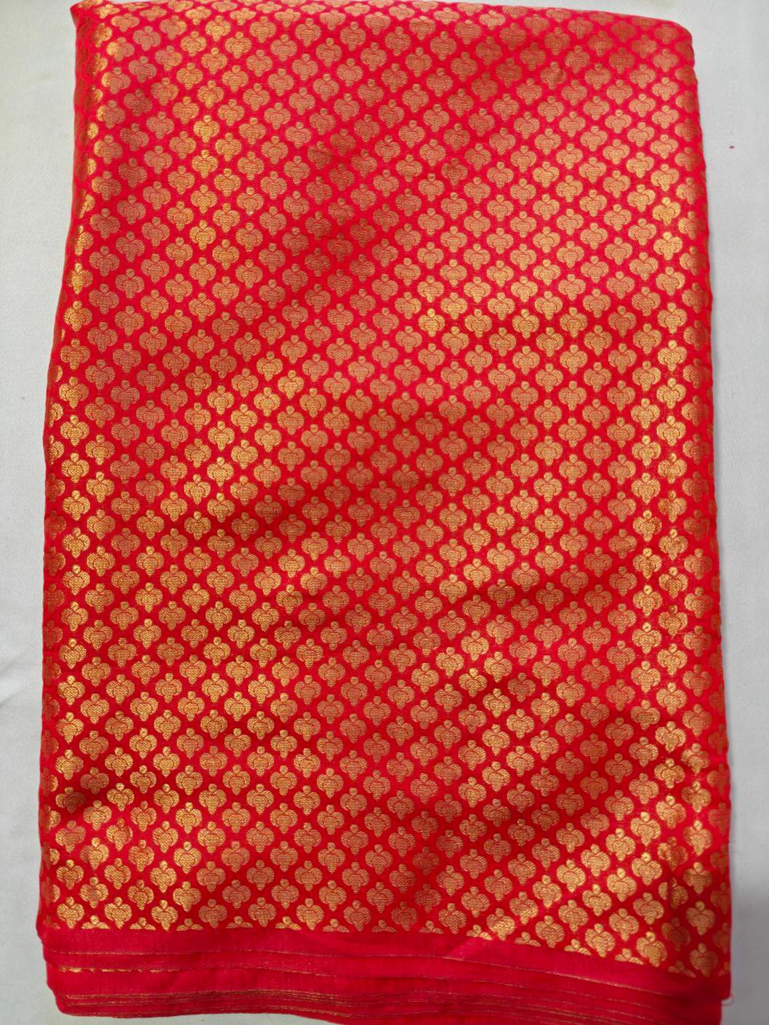 Luxurious Green Banarasi Brocade Blouse for Festive Sarees - Image 10